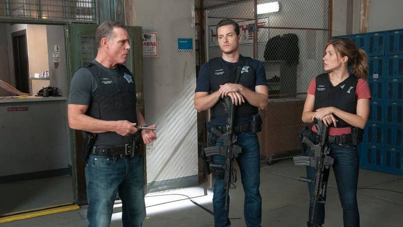 Chicago pd season on sale 6 online free